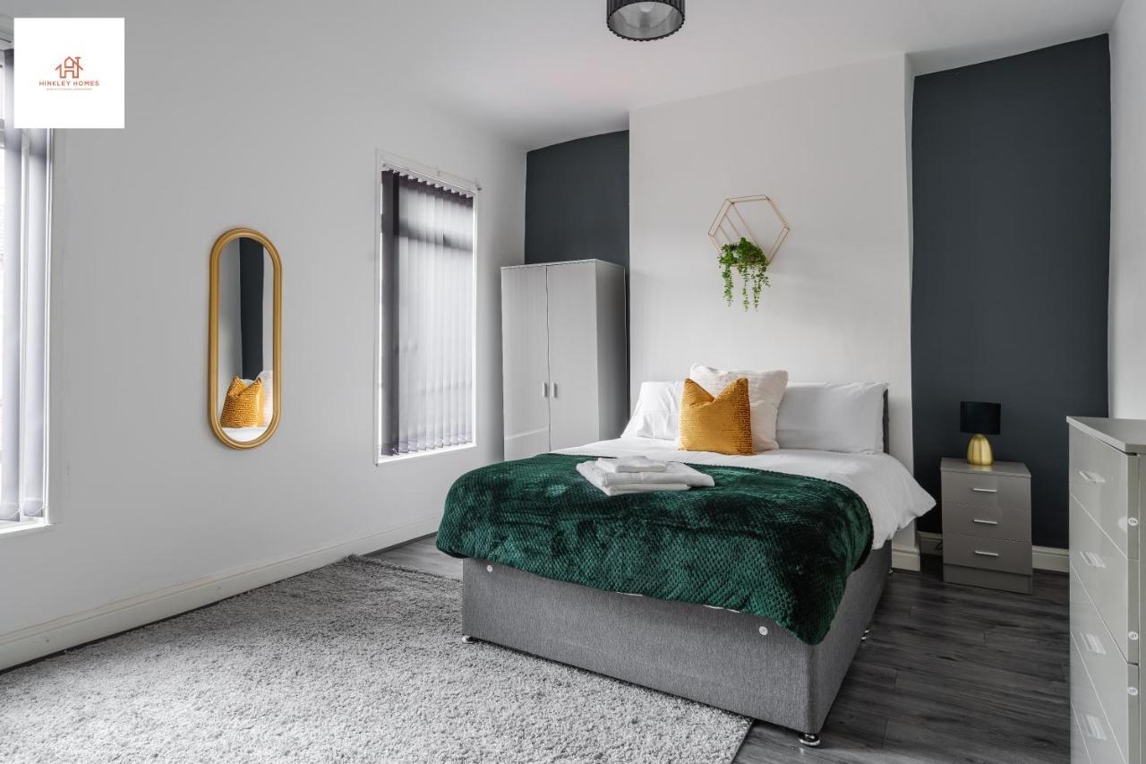Immaculate 4 Bed In Liverpool By Hinkley Homes Short Lets & Serviced Accommodation Luaran gambar