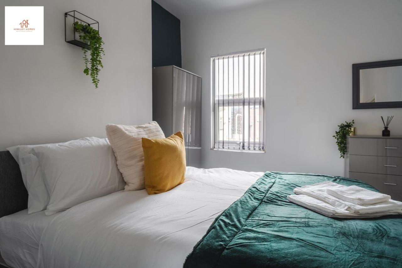 Immaculate 4 Bed In Liverpool By Hinkley Homes Short Lets & Serviced Accommodation Luaran gambar